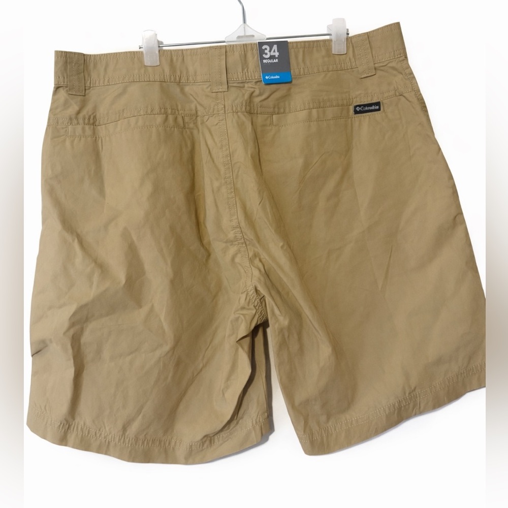 COLUMBIA BIRCH FOREST SHORT 8” INSEAM NWT 34